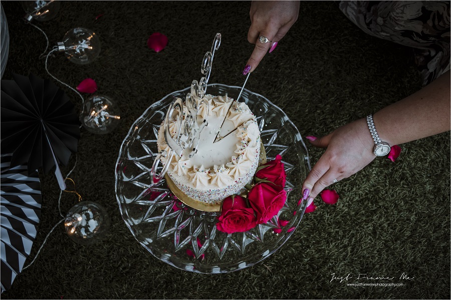 Tanya 30th Cake Smash 2019 -65jpg