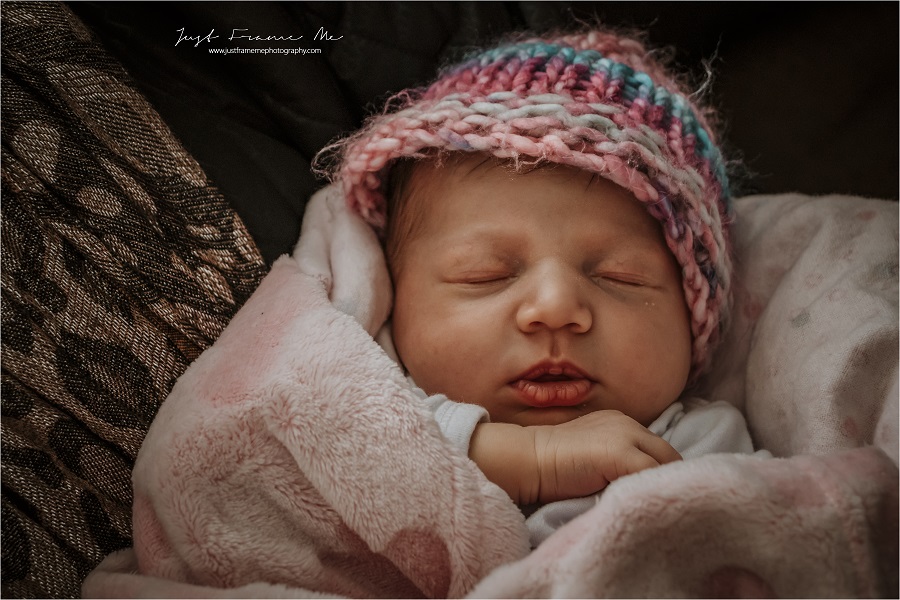 Katrien Newborn Session Social Medai Ready 01jpg